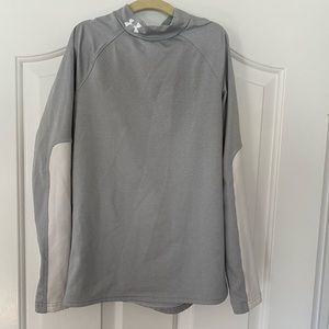 Under Armour Boys (Med) cold gear shirt